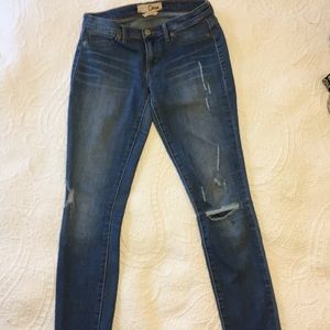 Tight fit jeans